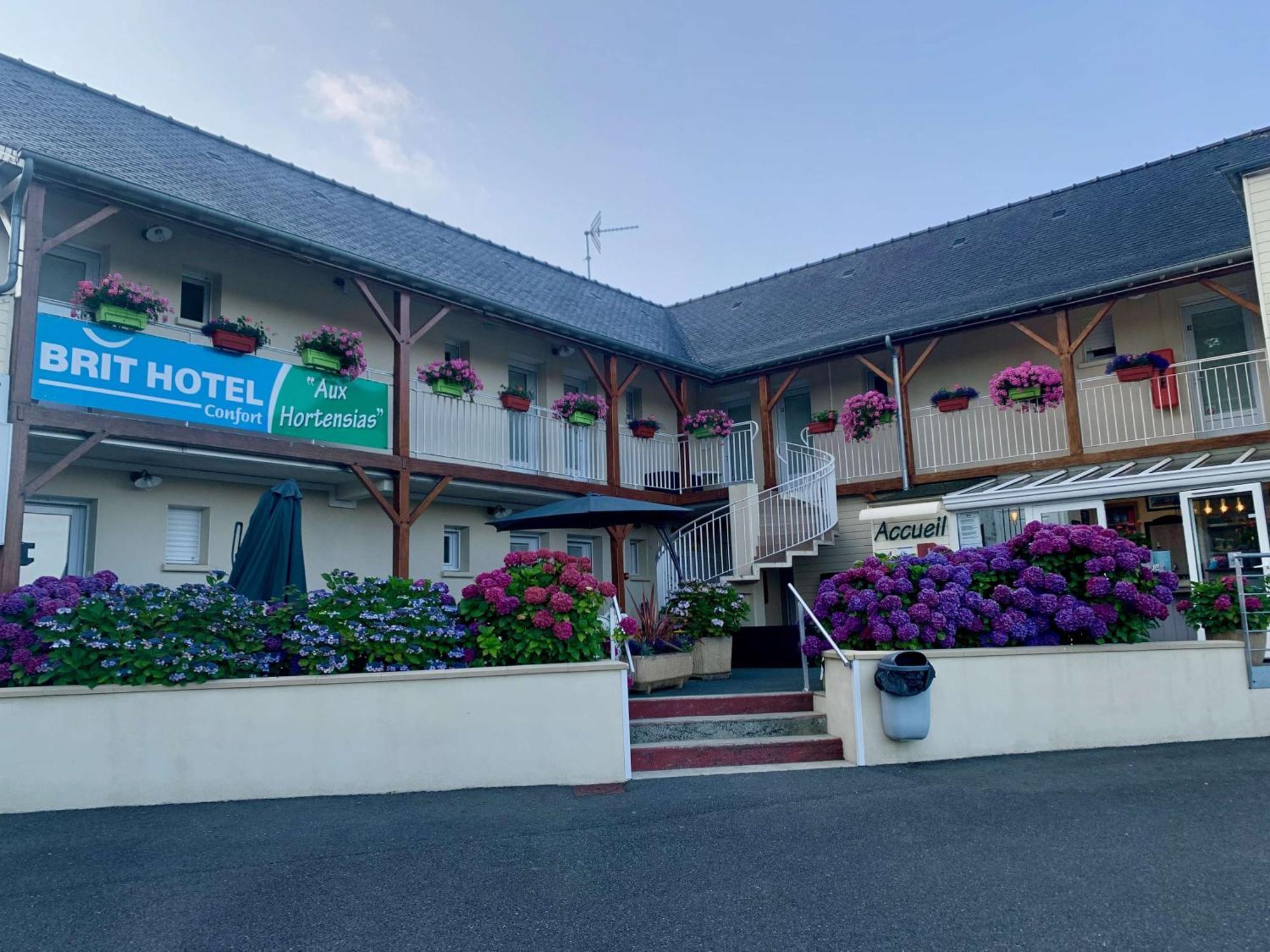 BRIT HOTEL Lannion Perros Exterior foto