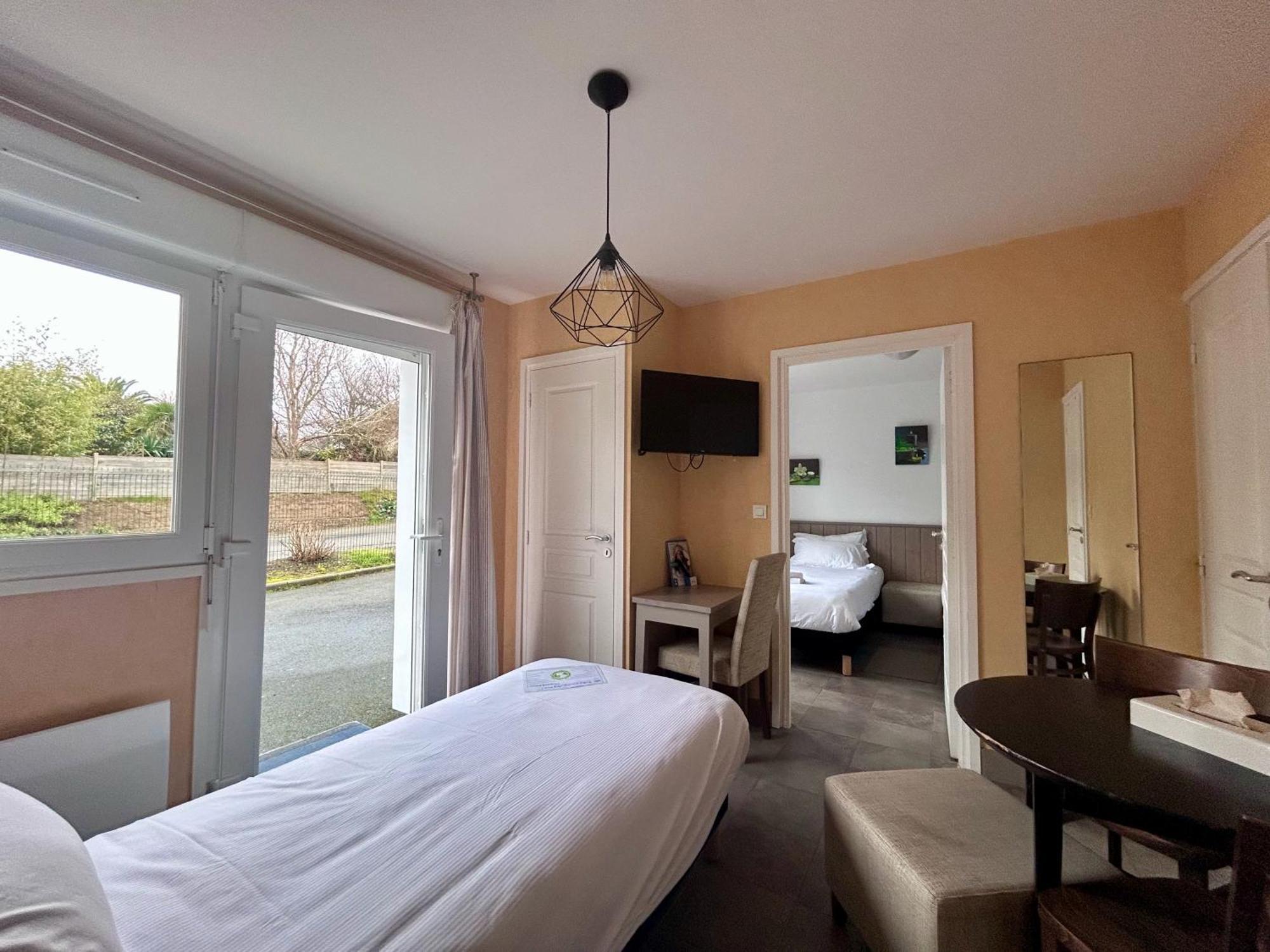 BRIT HOTEL Lannion Perros Exterior foto